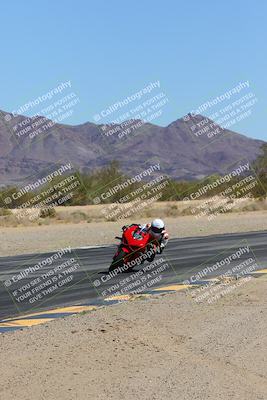media/Mar-24-2025-Moto Forza (Mon) [[57ce5c5cff]]/1-Advanced Group/Session 3 (Turn 6 Inside)/